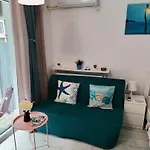 Saturn Rooms