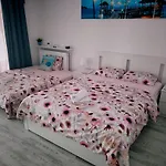 Apartment Saturn Rooms