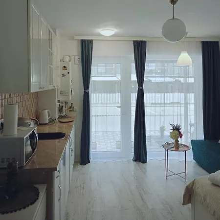 Saturn Rooms Apartmán *