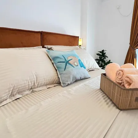 아파트 Saturn Rooms 새턴