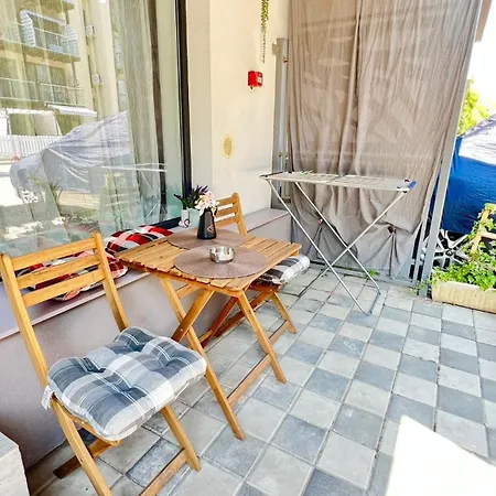 Saturn Rooms Appartement Saturn