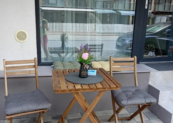 Saturn Rooms Apartmán *