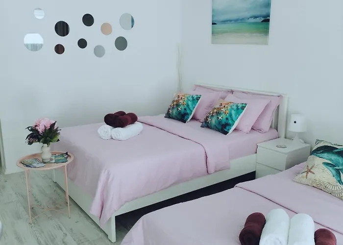 Saturn Rooms Apartmán